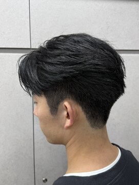 ニコ トウキョウ ロジック(nico TOKYO Logic) メンズセンターパートニュアンスパーマフェザーパーマ