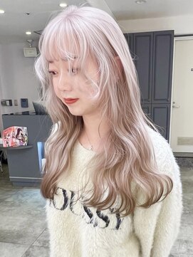 ノエ 心斎橋(Noe) ホワイトベージュ  デザインカラー 裾カラー ハイトーン【LIRA】