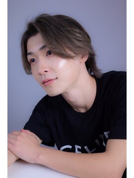 アジールヘア 池袋東口店(agir hair) センターパート/グレージュカラー/池袋東口