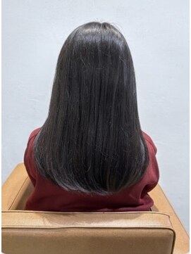 ブロッサム 東久留米店(Blossom) ロング×シースルーハッシュカットで韓国ヘア