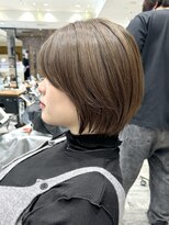 アフロート ルヴア(AFLOAT RUVUA)&nbsp;『岩田莉奈』新宿髪質改善　大人の魅力引き出す丸みショートボブ