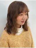縦落ちパーマの抜け感セミロング