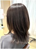 40代・50代おすすめ　ミディアムレイヤー　くびれ