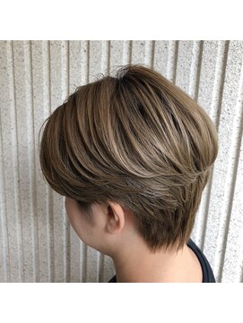 エイトタマプラ たまプラーザ店(EIGHT tamapla) 【EIGHTたまプラ】デザインカラー_切りっぱなしボブ