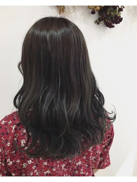 マルコ(MALUCO) 透けるアッシュグレー