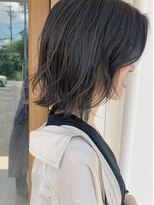 シー 岡崎(,SHE) ボブウルフ