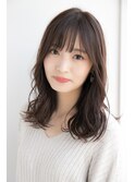 脱白髪染め透明感グレージュカラーくびれ切りっぱなしミディアム