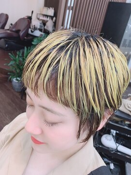 ポー 三軒茶屋(poh) ショート/ダメージレスブリーチ/イエローカラー/*三軒茶屋駅