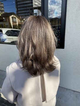 スーリール 姪浜店(Sourire) 柔らかハニーグレージュ【sourire 神田】