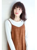 マロンベージュ小顔レイヤー外ハネくびれミディ