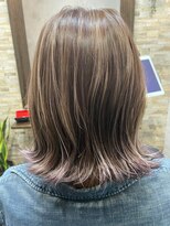 ハサミバイアトリエナガノ 千葉(8sami by atelier nagano)&nbsp;デザインカラー／レイヤーカット/ウエットヘア/オリーブベージュ