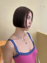 スニュウ(snuw)&nbsp;【 snuw mina 】ぱつっとミニボブ！伏見／切りっぱなしボブ