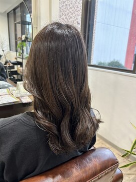 ジーニー 千葉(GENiE) ナチュラルベージ/宮田里穂