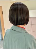 20代30代大人可愛い小顔ショート丸みボブウルフカット
