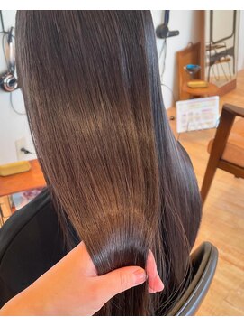 コトカ(Cotoca) 艶感！ベージュカラー