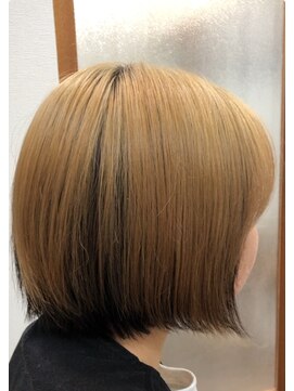 グロウトヨサキワン(GLOW TOYOSAKI ONE) アンブレラカラー×ブロンド