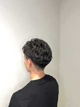 リノア 鵠沼海岸(LINOA) ピンパーマ/メンズパーマ/メンズカット/フェード