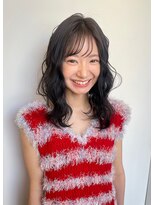 ホワイトルーム(White Room) ダークオリーブカラー× レイヤーカット