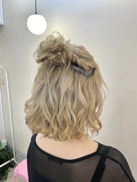 ヘアメイクアンドセットサロン リッコ(Hair make&set salon Ricco) ハーフアップお団子