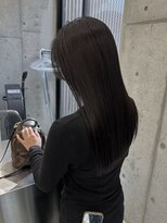 プリュム(plumu.)&nbsp;切りっぱなしロング/艶髪ケア/顔周りレイヤー