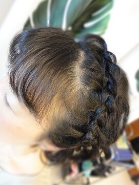 モダンタイムス 西谷店 ヤングミセスのパーティースタイル！