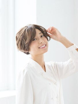 アメリエギャルソン(amelie et garcon) 愛され波ウェーブで大人かわいいショートボブ【amelie与野本町】