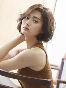 アンダートゥリー(_TREE) 大人ショートボブ「ラブリ×抜け感×ハイライトカラー」