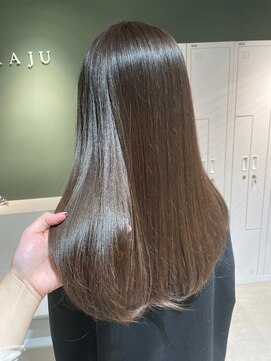 サラジュ 梅田店(SARAJU) saraju ヒラノ 透明感オリーブブラウン