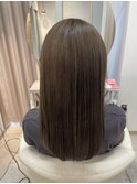 ミルクティーベージュ