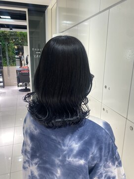 フォルテ ギンザ(FORTE GINZA) 透明感のあるダークカラー