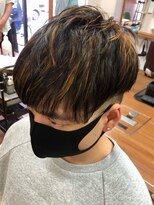 ブルブンガ(Berbunga)&nbsp;【ハイライトカラー】ツーブロック韓国マッシュ×メッシュカラー