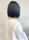 韓国風ブリーチカラーブルーブラック＊切りっぱなしボブ