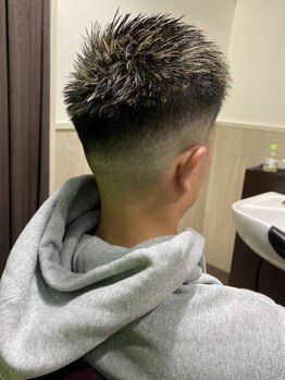 フォーリライブ(For-Relive)の写真/【おおとりウイングス1階】メンズの髪質や骨格に合わせたカットで、再現性の高いスタイルをご提案！
