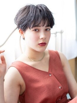 ヘアースペース ラ ルージュ(hair space LA ROUGE)の写真/気になりだした白髪もおしゃれ染めベースのカラーで自然に馴染ませる☆根元から毛先まで美しい髪に！