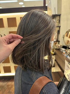 アリーナ 緑が丘店(arena) 白髪ぼかし☆ベージュハイライト