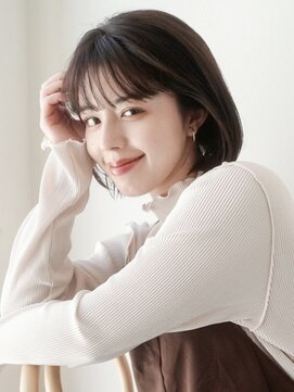 ガーランド (Garland) ◎ワイドバングが大人可愛い♪ぱつっと耳かけ似合わせ小顔ボブ