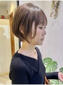 大人30代40代ショートくすみベージュミニボブ