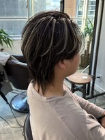 イリ 梅田(ili) メンズハイライト×センターパートウルフ