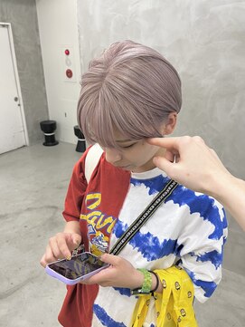 ミーム 原宿 表参道(meme) ☆ハイトーンブリーチミルクティーカラーホワイトベージュカラー