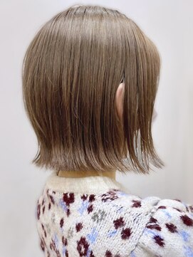 ブロッサム 上尾店(Blossom) 大人可愛いミニショートボブ◎切りっぱなし×外ハネ×シースルー