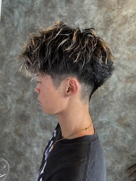 アヴァンティ ヘアーアンドスパ(avanti hair&spa) ツーブロック爽やかアップバング