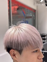 オーシャントーキョー 神戸(OCEAN TOKYO KOBE)&nbsp;暖色ホワイト刈り上げマッシュ