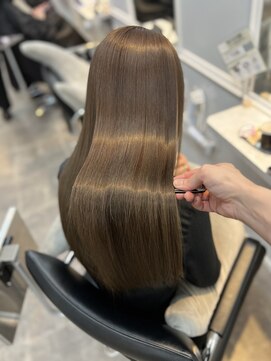 ウィステリア アネックス 銀座(WISTERIA ANNEX) シフォンベージュ/ULTOWAトリートメント/髪質改善カラー/東銀座