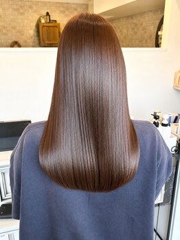 ヴィアスヘアー(vias hair)の写真/30代からのうねり悩みを、自然な艶ストレートへ。前髪や顔周りだけもOK◎