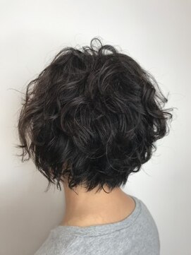 イデア 南守谷店(idea) ヒシガタシルエット