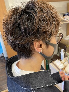 フランジェッタヘアー(Frangetta hair) マッシュショート