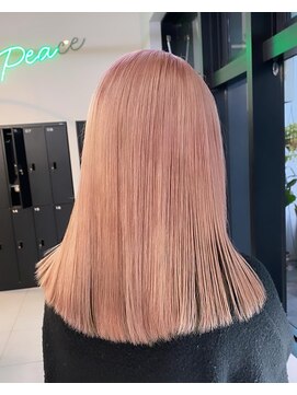 ラピス 名古屋駅前店(Lapis) White  pink