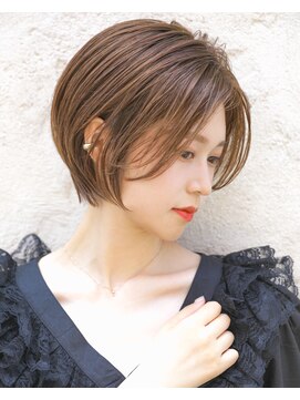 カライング(ing) 大人ショートボブ丸みショートカットマッシュショート前髪あり