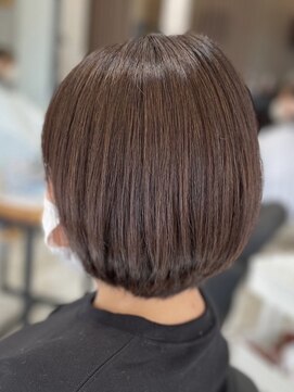 アトリエコア(Atelier Coa) ショートカットショートボブハンサムショートグレージュカラー