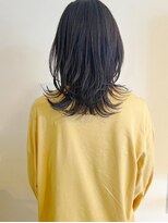 トップヘアー アヴェニュー 刈谷(TOPHAIR Avenue)&nbsp;ふんわりとした空気感のあるミディアムウルフ/アッシュブラック